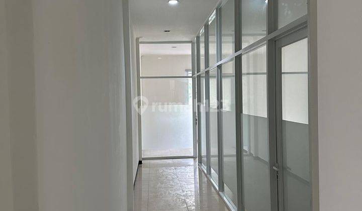  Ruko di Mainroad Karapitan, Lengkong 280 m² Unfurnished 2