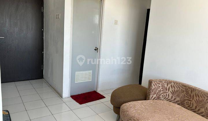 ruang keluarga  jual bu apartemen jardin furnished