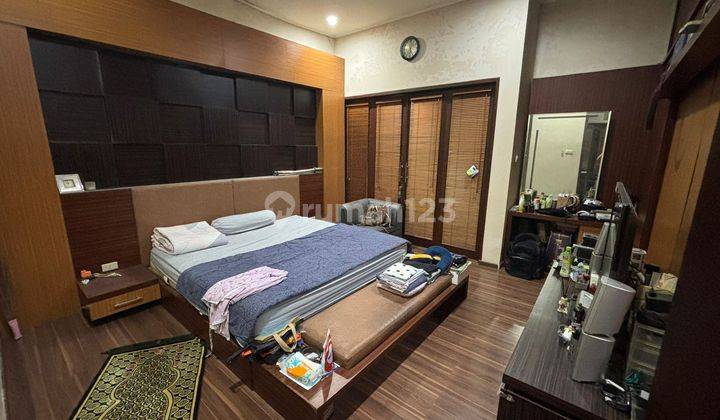  Rumah Semi Furnished di Suryasurmantri, Setra Sari 2