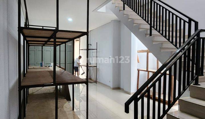  Ruko di jalan dulatip, Andir Unfurnished 200 m² 2