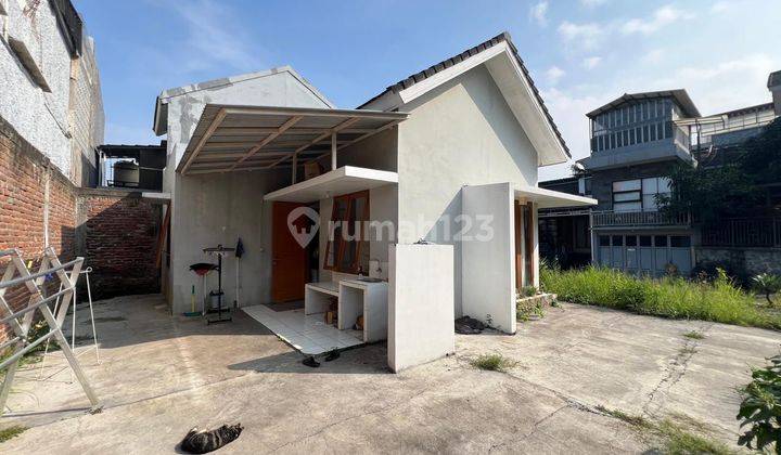  Rumah Sewa  di Ciwaruga  Semi Furnished Bagus 1