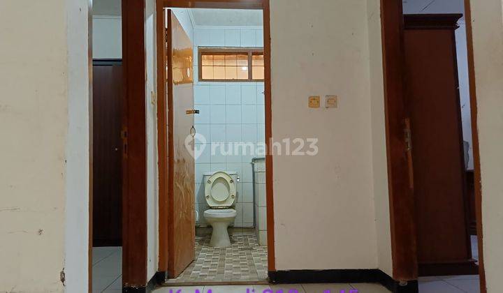   Rumah Semi Furnished SHM  di Awiligar, Awiligar