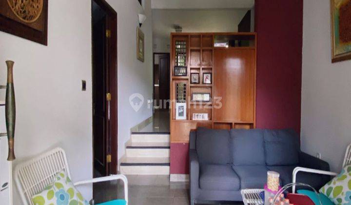  Rumah Setra Duta Semi Furnished Bagus SHM - Sertifikat Hak Milik 2