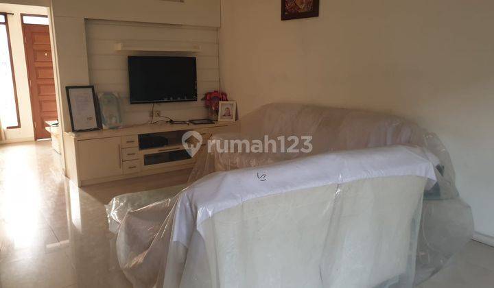  Rumah Setra Duta Semi Furnished Bagus SHM - Sertifikat Hak Milik 2