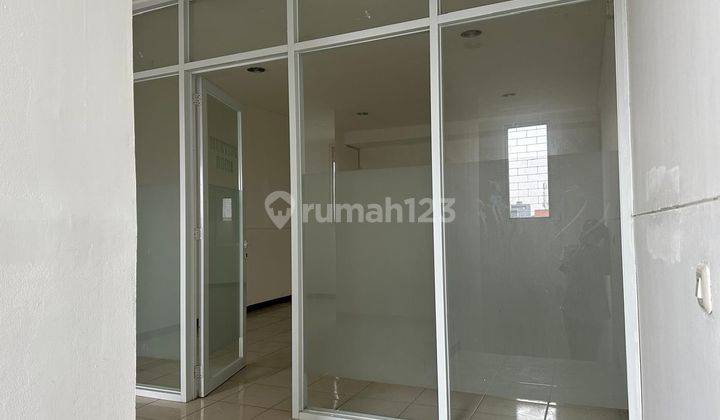  Ruko di Mainroad Karapitan, Lengkong 280 m² Unfurnished 1