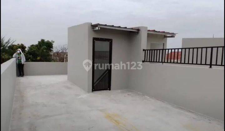  Ruko Di Jalan Kopo 156 m² SHM - Sertifikat Hak Milik 2