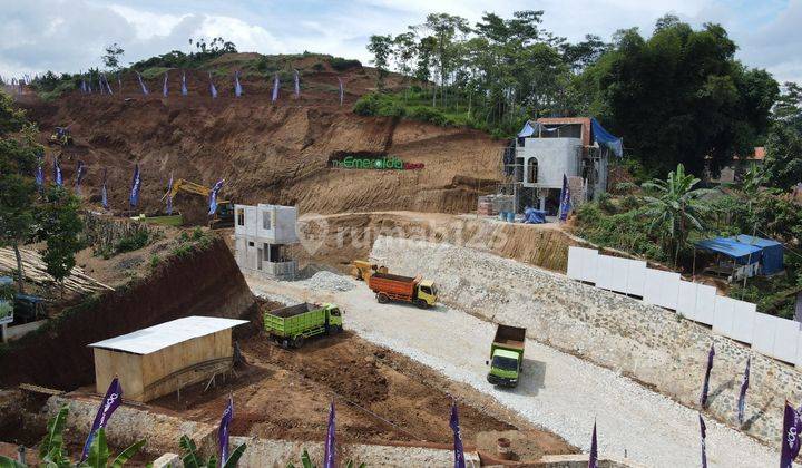 Tanah Exclusive di Jual Jalan Jatihandap SHM Preimum Keluarga 3