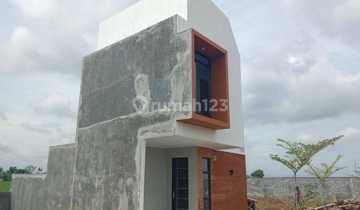 Rumah 2 Lantai Sukawana Villas Bandung Sdh SHM Split Bagus 1