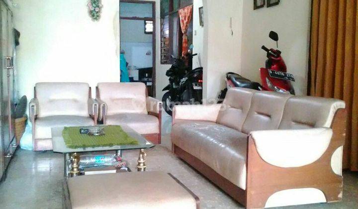 Dijual Rumah di Jalan Kembar Bandung 1