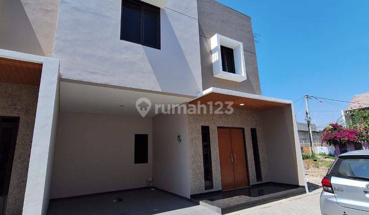 Dijual Rumah Baru Minimalis Di Sayap Setraduta, Bukit Sariwangi Bandung 1