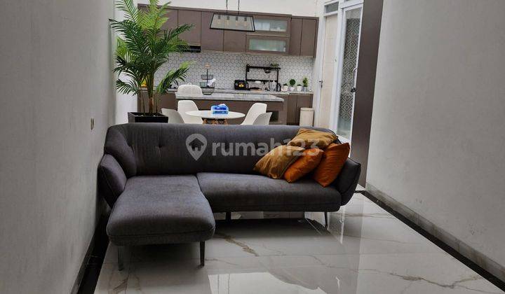 Jual Rumah Cantik Modern Di Cherryfield Buah Batu Bandung 2