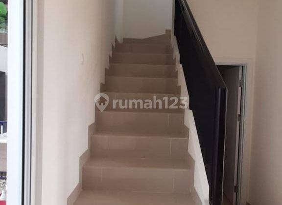 Jual Rumah Tinggal Hoek Semi Furnish Di Cynthia Summarecon Bandung 2