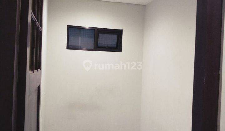 Disewakan Rumah Cocok Untuk Kantor Di Jalan Sunda Bandung 2