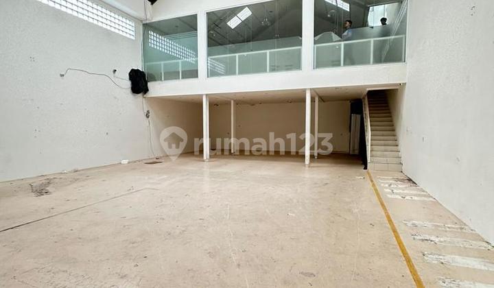 Dijual Turun Harga Gudang Kantor Tempat Tinggal di Cijerah 1