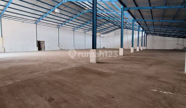 kan Gudang Bagus Luas Akses Container di Cilampeni