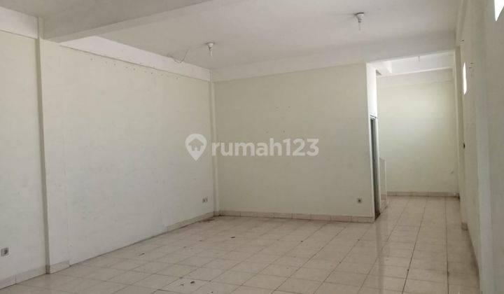 Disewakan 2 Unit Ruko Rendeng Tengah Kota di Rajawali Timur 2