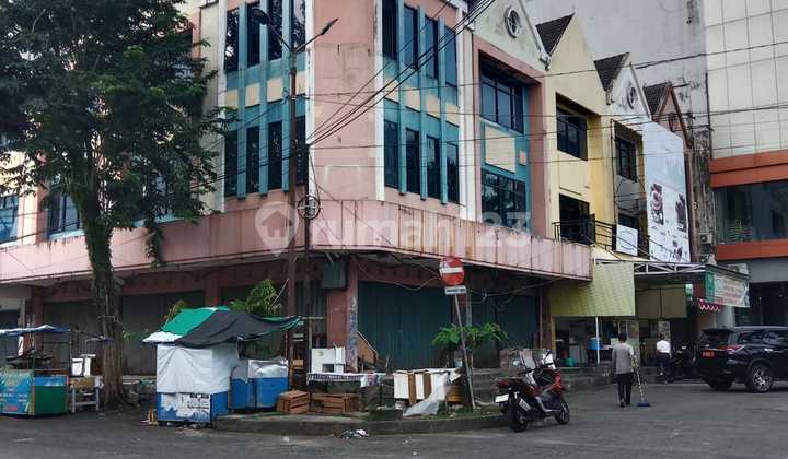 For Rent Shop House on Jend Sudirman Street 2