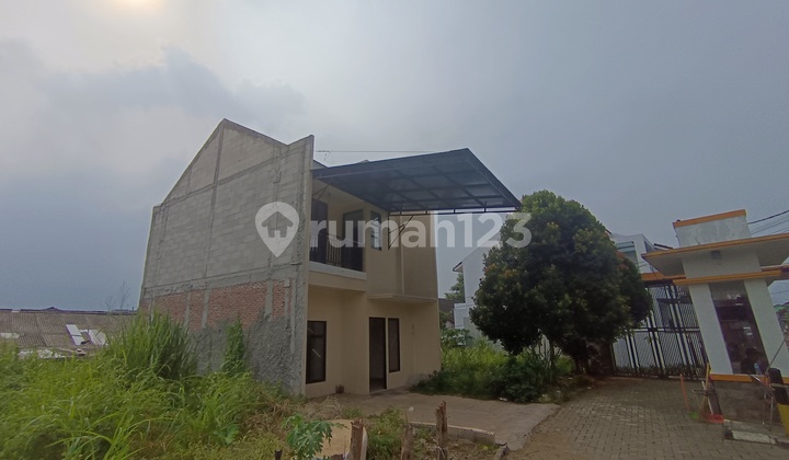 Angsuran 5 Jutaan Siap Huni DP 0 Dua Lantai di Ciputat, Tangsel 6