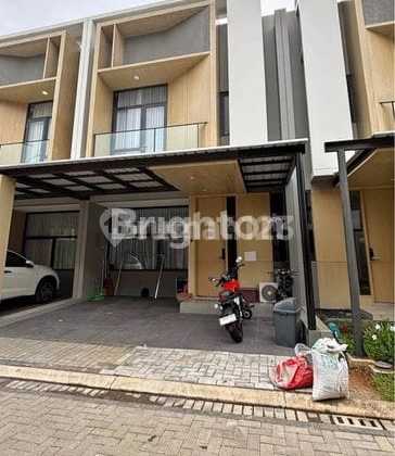 Lokasi Strategis Rumah 2 Lantai Bagus Dan Rapi , Full Furnished Di Dalam Cluster Tanakayu Bsd City 