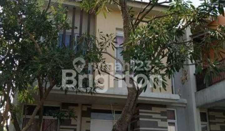 Lokasi Strategis , Rumah 2 Lantai Siap Huni di Dalam Cluster Legenda Wisata , Cibubur , Bogor