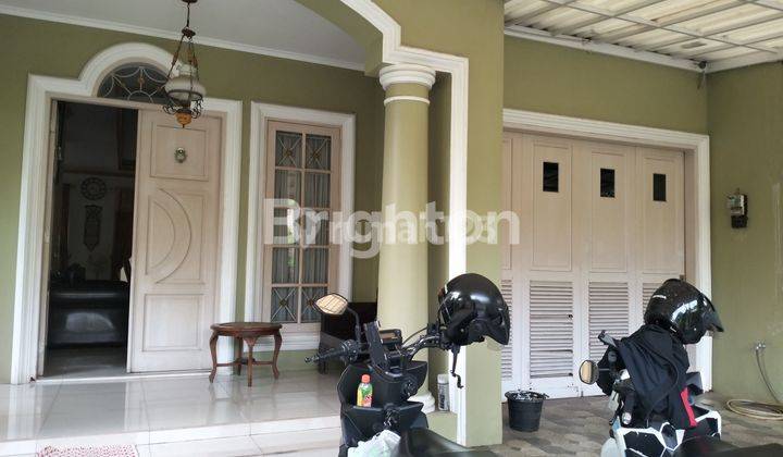 Rumah 2 lantai second boulevard dilingkungan yang asri di Legenda Wisata,Cibubur,jawa barat 2