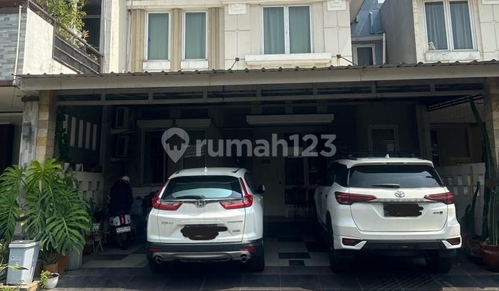 2.5-Story House in a Comfortable and Serene Cluster in Kota Wisata, Cibubur, Gunung Putri, Bogor, West Java