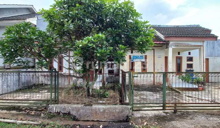 Dijual Rumah Bersebelahan (2 Rumah),Dengan View Hijau Pedesaan di Perum Pesona Taman Situgunung