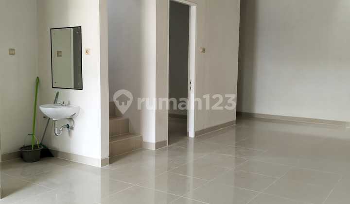 Rumah 1,5 Lantai Baja Sudah Ringan Rapi Dan Siap Huni Di Dalam Cluster Yang Nyaman Dan Asri Kota Wisata Cibubur , Bogor , Jawa Barat 2