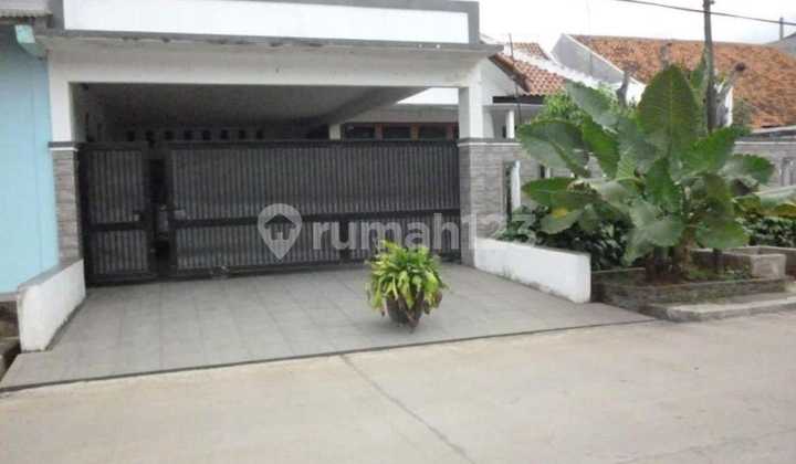 Lokasi Stategis Tidak Jauh Ke Pintu Tol , Rumah Besar Dengan Banyak Kamar Di Komplek Pengairan , Jl Jatiluhur Raya , Jaka Sampurna , Bekasi Barat , Kota Bekasi Lokasi Stategis Tidak Jauh Ke Pintu Tol , Rumah Besar Dengan Banyak Kamar Di Komplek Pengairan , Jl Jatiluhur Raya , Jaka Sampurna , Bekasi Barat , Kota Bekasi