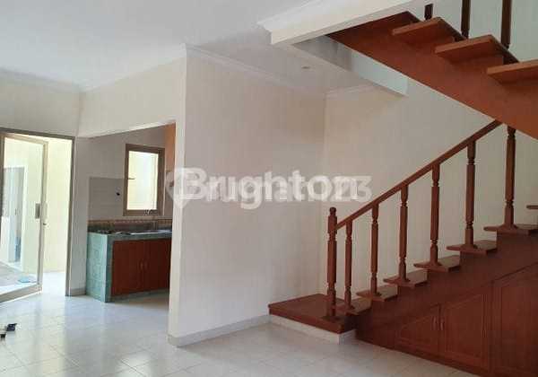 Lokasi Strategis Dekat Mall Citragran Cibubur , Rumah 2 Lantai Siap Huni Dalam Cluster Yang Nyaman Dan Asri , Citragran , Jatikarya , Bekasi , Jawa Barat 2