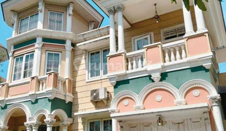 Strategic Location Near Living World Mall, 2-Story House on Boulevard Kota Wisata Cibubur, Gunung Putri, Bogor, West Java Strategic Location Near Living World Mall, 2-Story House on Boulevard Kota Wisata Cibubur, Gunung Putri, Bogor, West Java