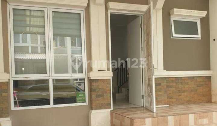 Lokasi Strategis Dekat Sekolah Penabur , Rumah 2 Lantai Furnished Siap Huni di Dalam Cluster Kota Wisata Cibubur, Gunung Putri , Bogor , Jawa Barat 2