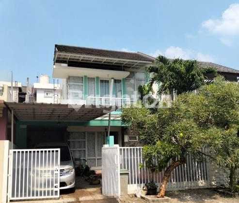 Lokasi Strategis Dekat Sekolah Ketapang , Rumah 2 Lantai Bagus Dan Rapi Furnished Berada Di Boulevard Legenda Wisata , Cibubur , Bogor Lokasi Strategis Dekat Sekolah Ketapang , Rumah 2 Lantai Bagus Dan Rapi Furnished Berada Di Boulevard Legenda Wisata , Cibubur , Bogor