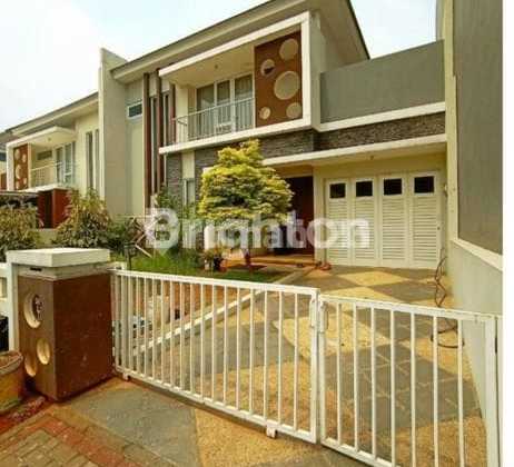 Lokasi Strategis di Boulevard Kota Wisata Rumah 2 Lantai Siap Huni , SHM , Kota Wisata Cibubur , Jakarta Timur