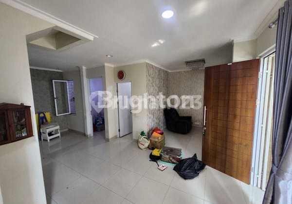 Lokasi Strategis Dekat Sekolah Penabur , Rumah 2 Lantai Bagus Dan Rapi Di Dalam Cluster Kota Wisata Cibubur, Ciangsana , Bogor 2