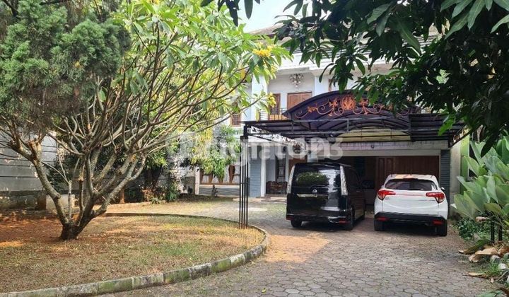 2-STORY HOUSE WITH A SPACIOUS YARD ON JL SMIK 33, BAMBU APUS, CIPAYUNG, EAST JAKARTA