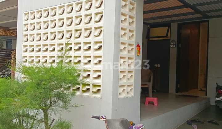Strategic Location Near Penabur School, 2.5-Story House Furnished and Fully Renovated in a Comfortable and Green Cluster, Kota Wisata Cibubur, Gunung Putri, Bogor, West Java 2