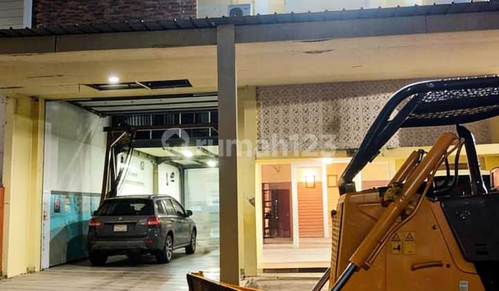 Gudang 2,5 Lantai Siap Pakai Dikawasan Pergudangan Kota Wisata Gudang 2,5 Lantai Siap Pakai Dikawasan Pergudangan Kota Wisata