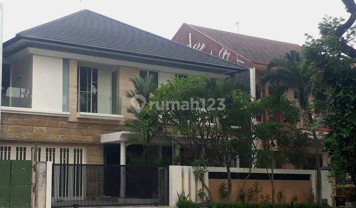 DISEWAKAN RUMAH MINIMALIS MODERN  ROYAL RESIDENCE BARU RENOV SIAP HUNI (Jalan Utama dan Luar Cluster )Tinggal Bawa Koper 1