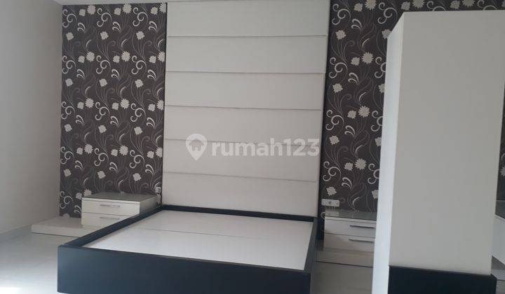 DISEWAKAN RUMAH MINIMALIS MODERN  ROYAL RESIDENCE BARU RENOV SIAP HUNI (Jalan Utama dan Luar Cluster )Tinggal Bawa Koper 13