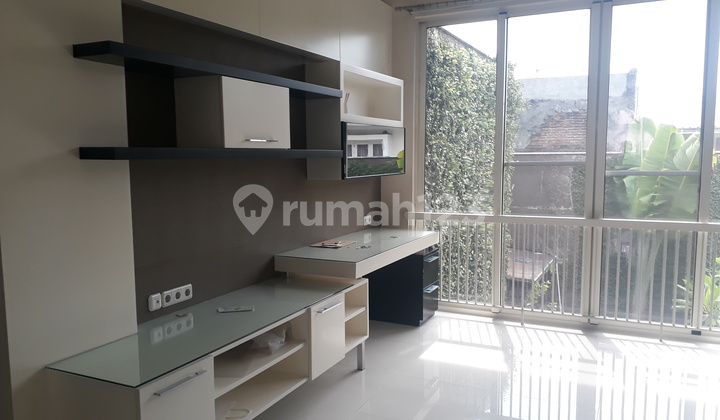 DISEWAKAN RUMAH MINIMALIS MODERN  ROYAL RESIDENCE BARU RENOV SIAP HUNI (Jalan Utama dan Luar Cluster )Tinggal Bawa Koper 14
