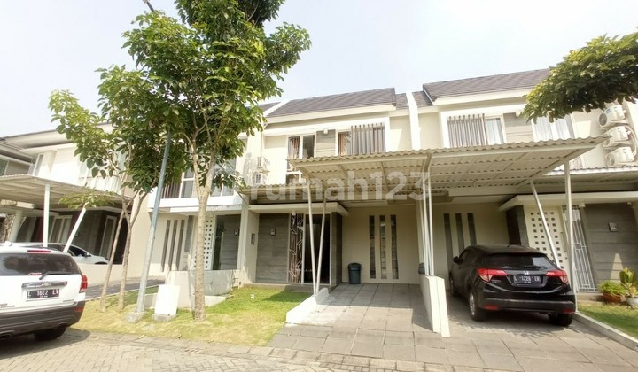 DISEWAKAN RUMAH DI GREENLAKE LIDAH KULON SIAP HUNI 1