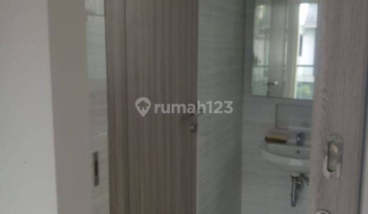 DISEWAKAN RUMAH BARU GRESS DI GRAND PAKUWON TANDES 11