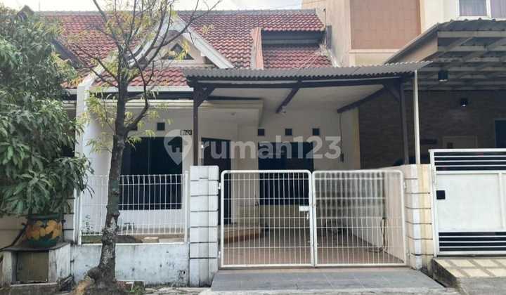 Dijual Rumah Terawat Siap Huni di Taman Pondok Indah Wiyung