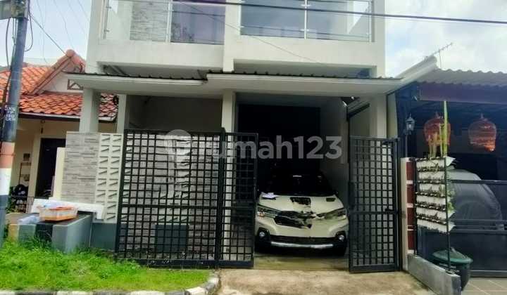 For Rent: Ready-to-Occupy House in Babatan Pratama, Wiyung