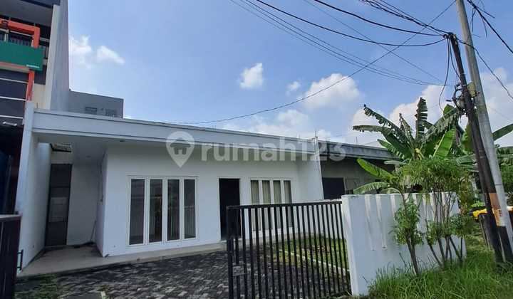 Disewakan Rumah Usaha di Wiyung Disewakan Rumah Usaha di Wiyung