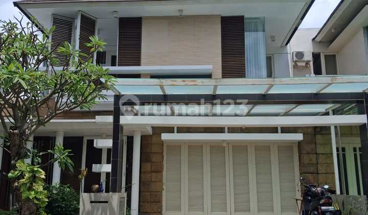 Disewakan Rumah Furnish di Royal Residence Wiyung