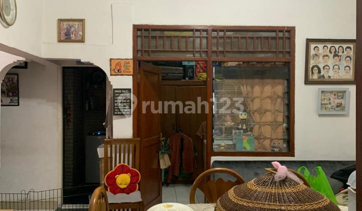 Dijual Rumah Bagus, Lingkungan Asri, di Cipondoh Makmur 2