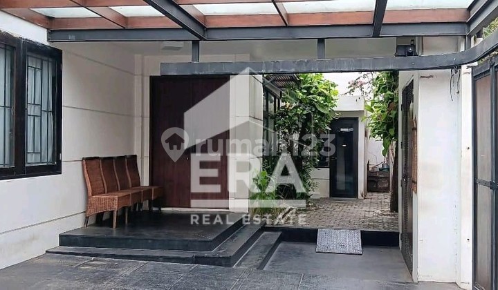 Luxury House in Kemang, South Jakarta Ready to Occupy 2