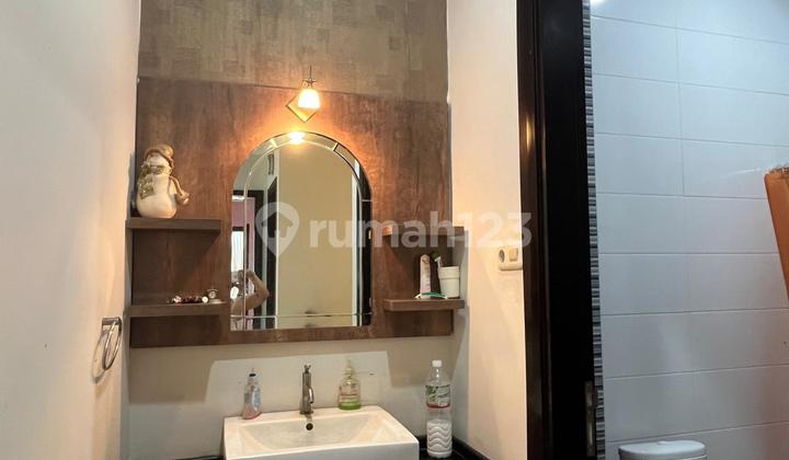 For Sale Nice House, Private Pool, Move-in Ready, In The Green Bsd 2